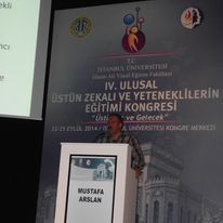 Dr. Mustafa Arslan İstanbul Üniversitesinde  Üstün Zekalılar Kongresi